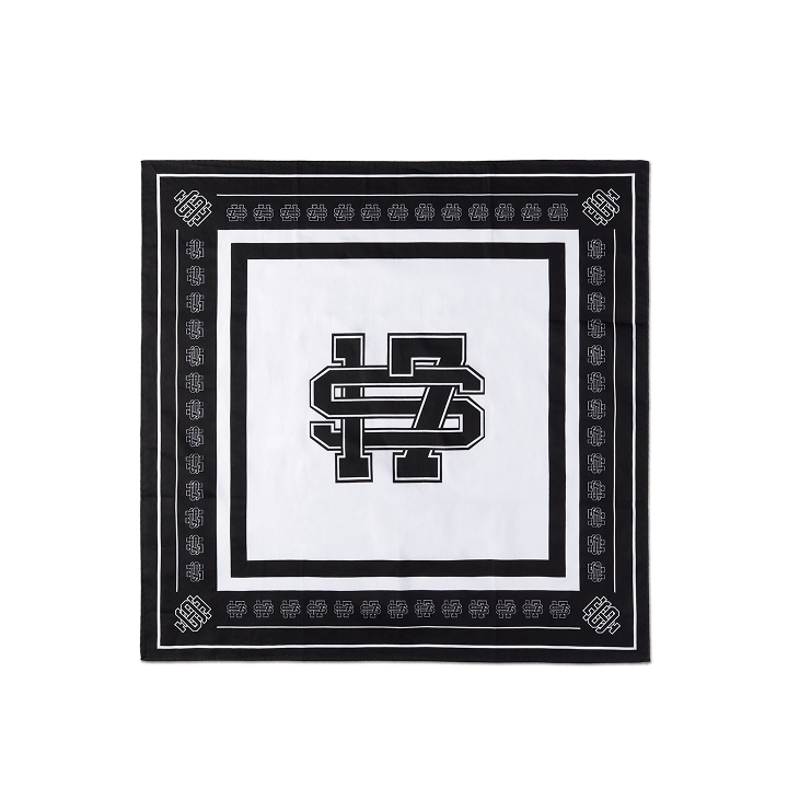 CL2025 - Bandana