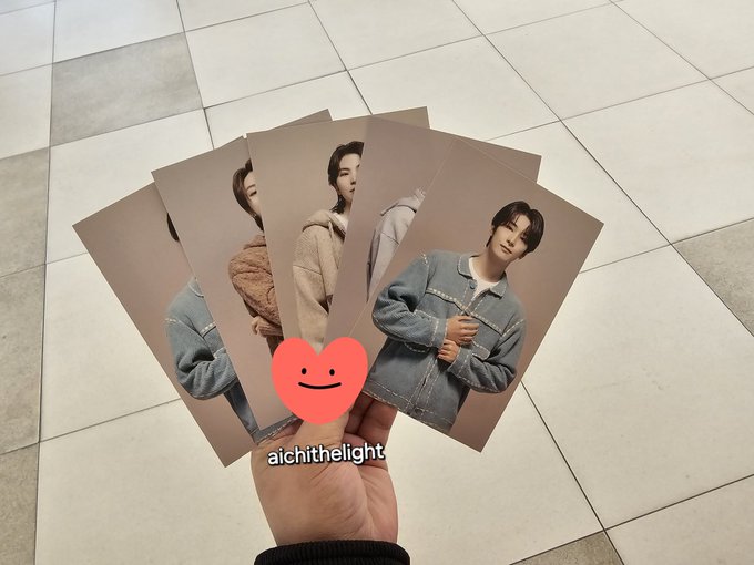 seventeen pop-up exclusive postcards